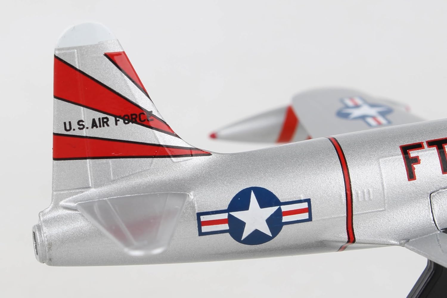 F-80 Shooting Star Display Model – 1:96 Scale Korean War Jet Fighter Aircraft