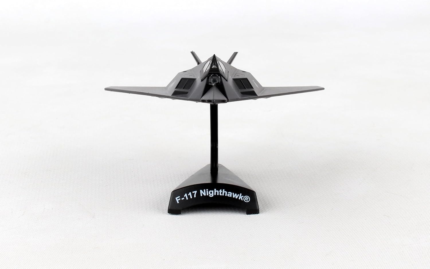 F-117 Nighthawk Stealth Aircraft Display Model – 1:150 Scale USAF Fighter Jet