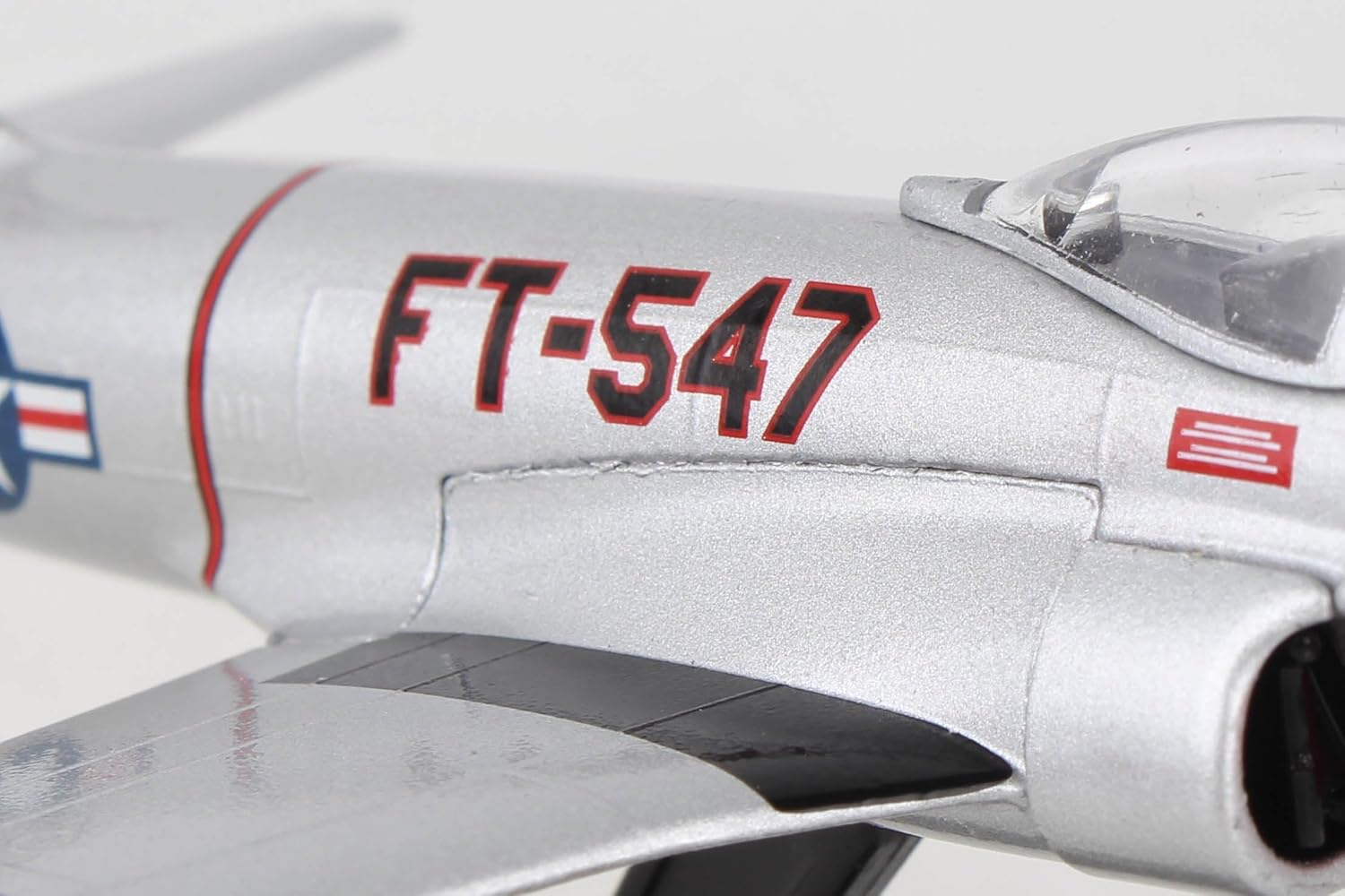 F-80 Shooting Star Display Model – 1:96 Scale Korean War Jet Fighter Aircraft
