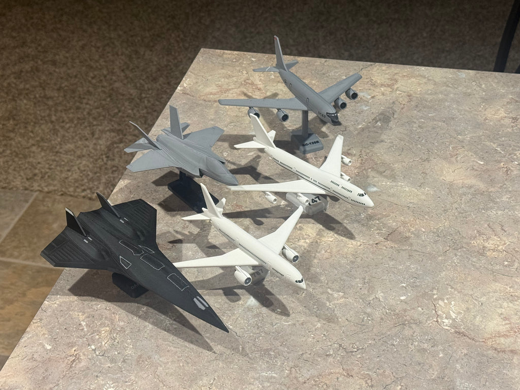 Aviation Starter Bundle 3D Printed Model Kit Collection – KC-135, Boeing 747, 787, Darkstar & Fighter Jets
