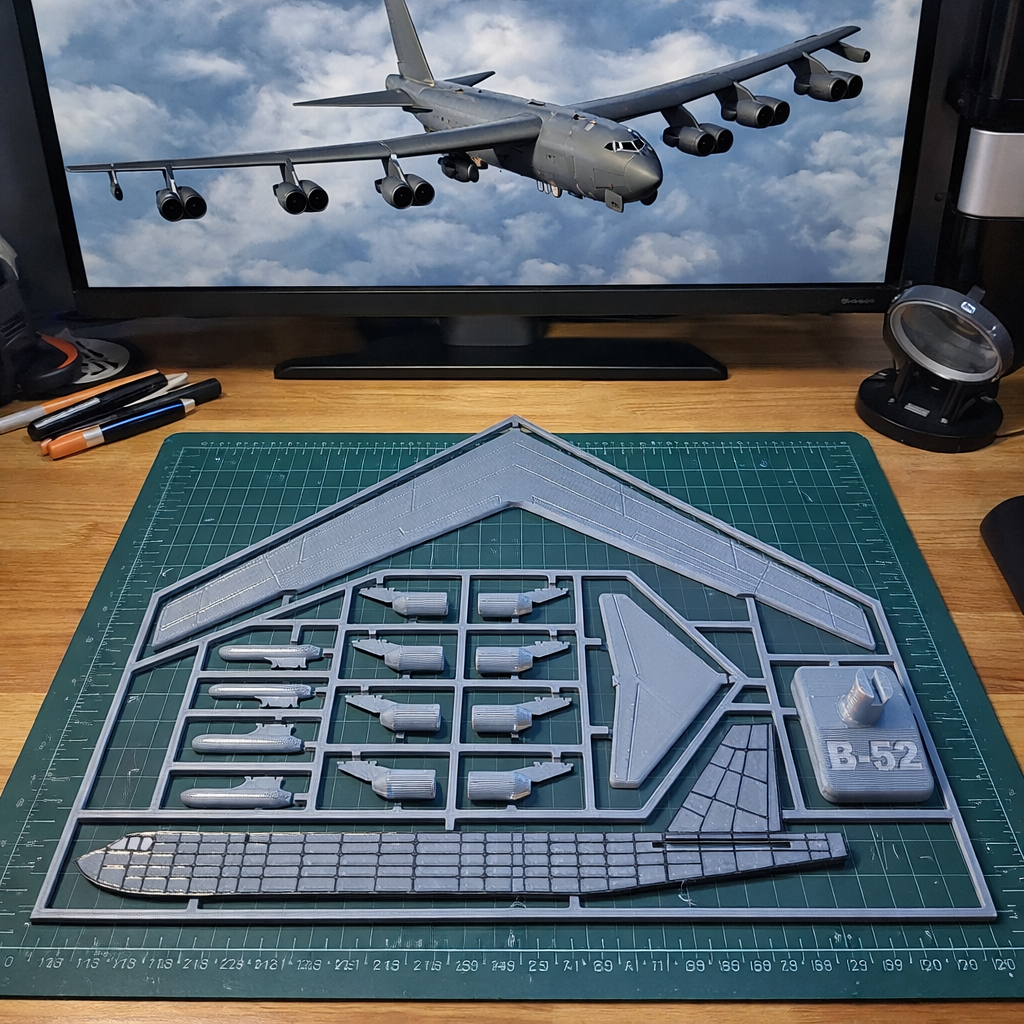 B-52 Stratofortress 3D Printed Bomber Model – Military Aircraft Desk Decor